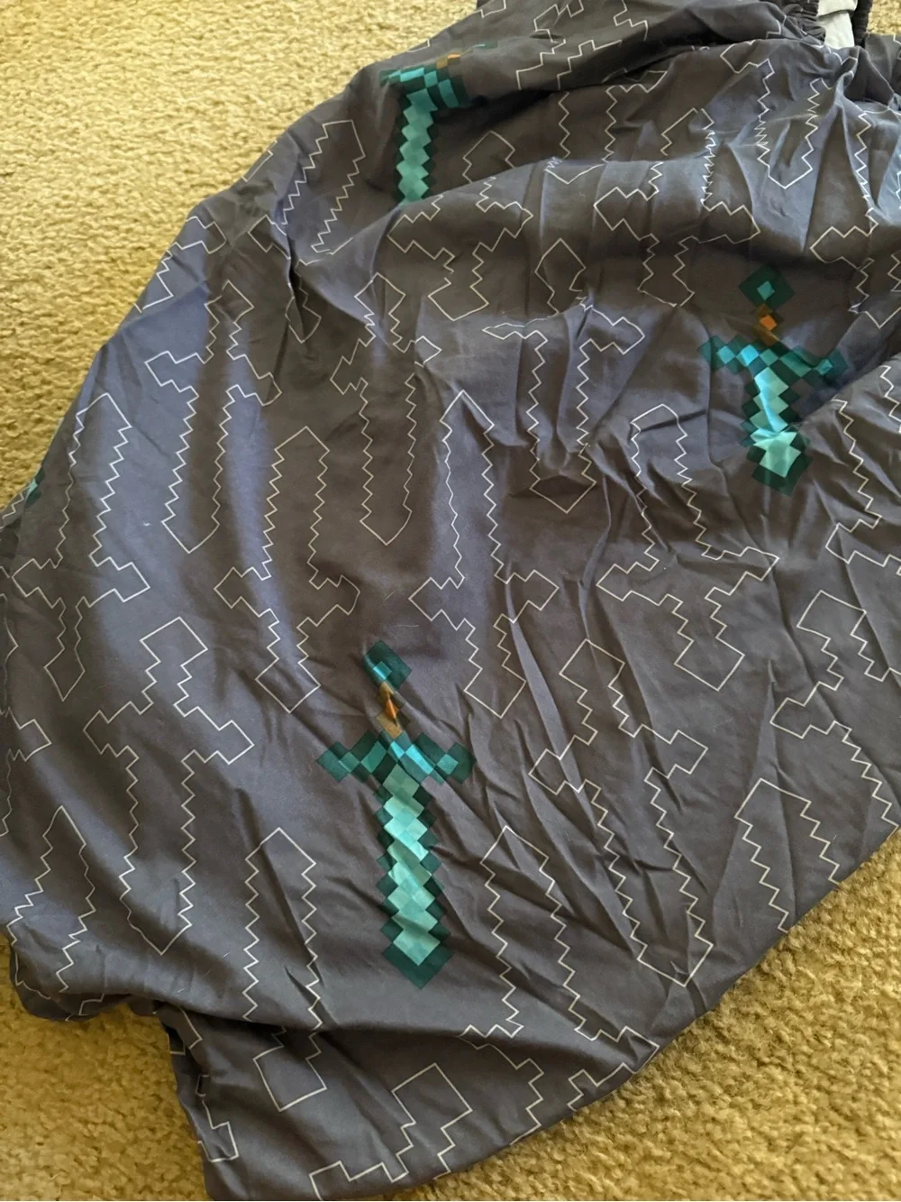 Minecraft-Inspired Diamond Pickaxe Twin sheet set